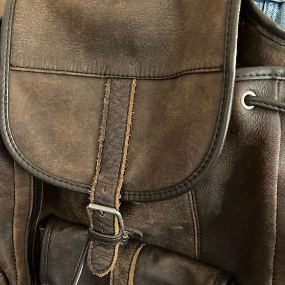 Vintage Brown Leather Backpack - Picture 2 of 13